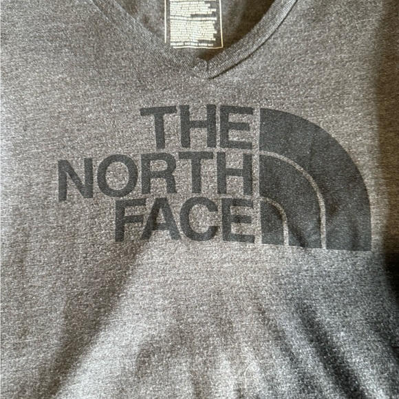 Women’s size x small t shirt - Picture 3 of 3